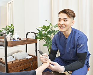 前検査・爪の状態チェック